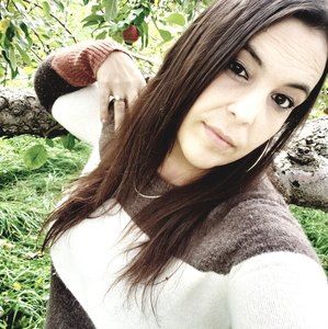 Meet your Posher, Isabelle